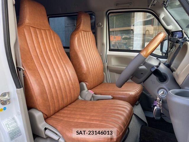 Suzuki EVERY 2019-04 8524813-10