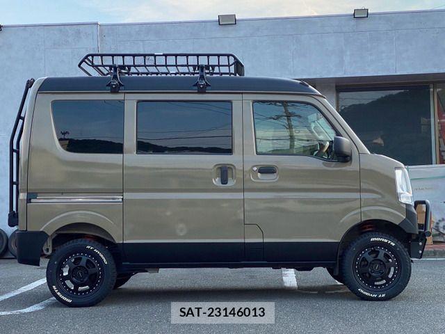 Suzuki EVERY 2019-04 8524813-4