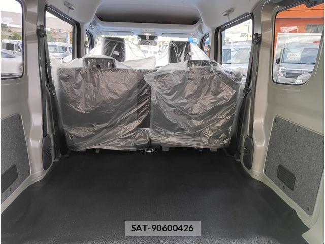 Suzuki EVERY 2026-06 8524811-18