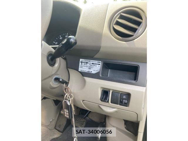 Suzuki EVERY 2010-09 8524823-12