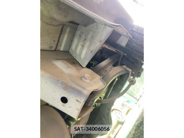 Suzuki EVERY 2010-09 8524823-23