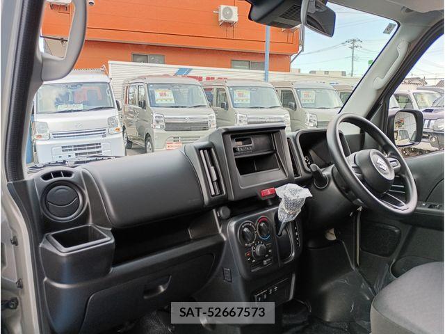 Suzuki EVERY 2026-06 8524822-13