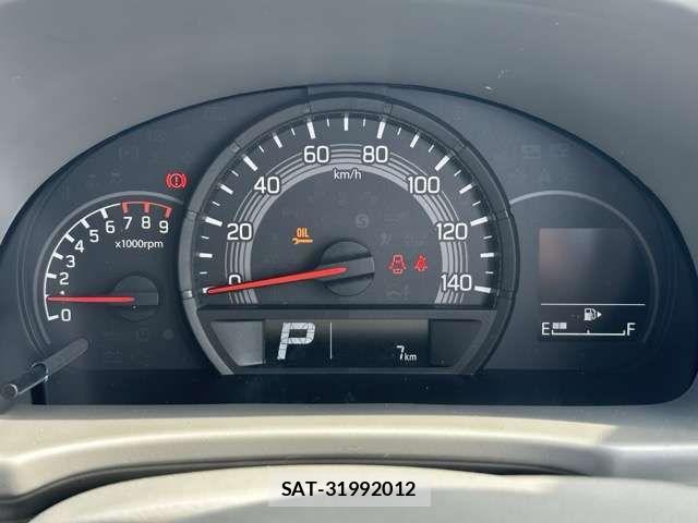 Suzuki EVERY 2025-11 8561839-19