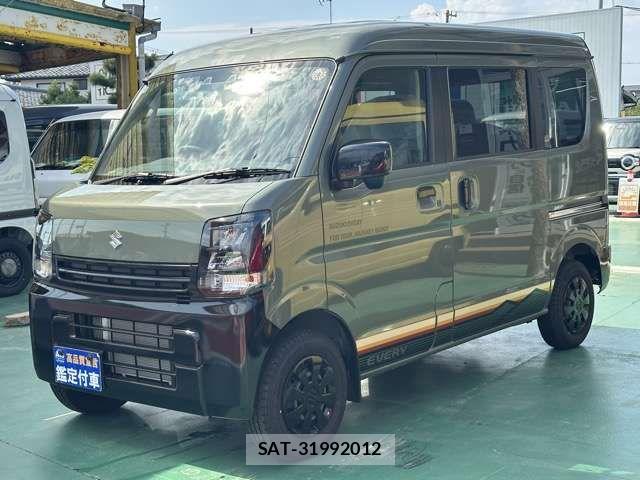 Suzuki EVERY 2025-11 8561839-2