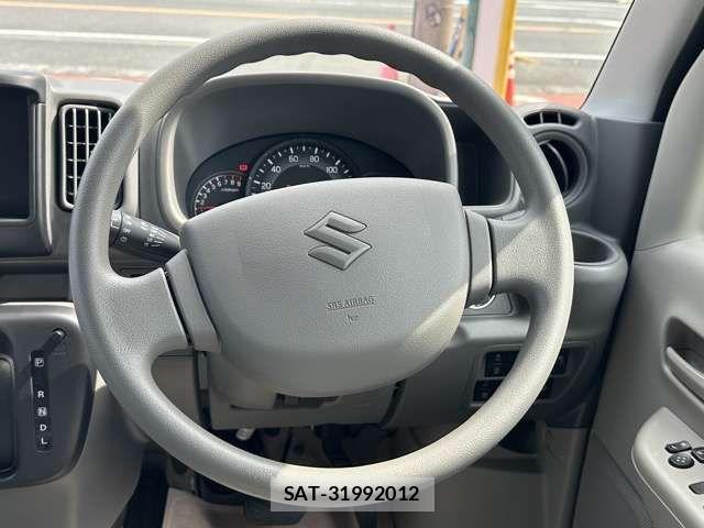 Suzuki EVERY 2025-11 8561839-7