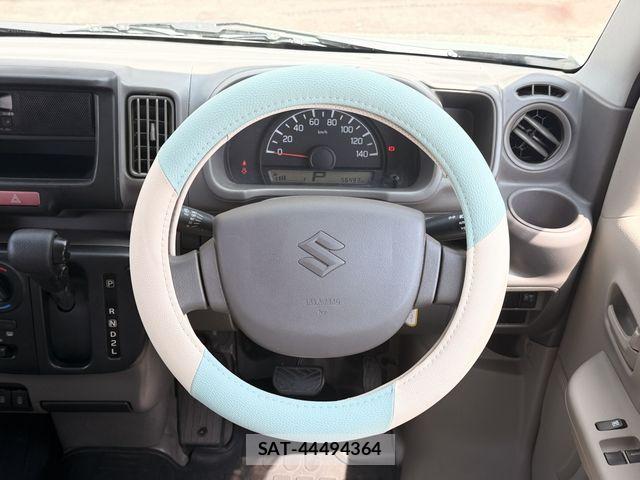 Suzuki EVERY 2022-11 8561848-17