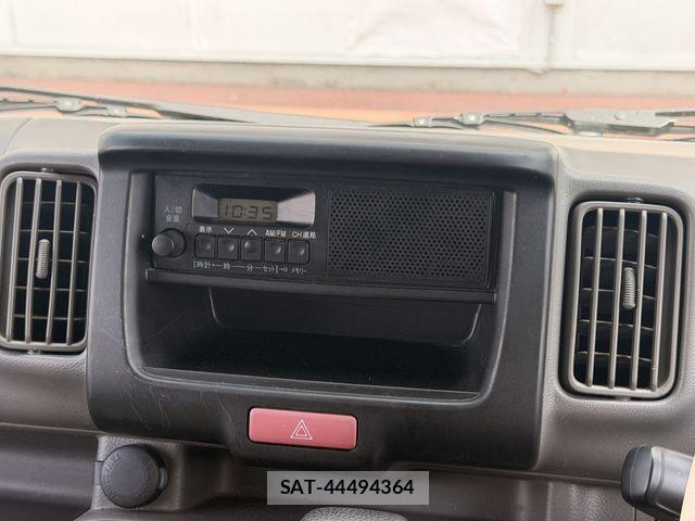 Suzuki EVERY 2022-11 8561848-25
