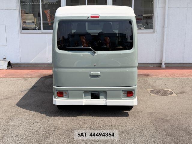 Suzuki EVERY 2022-11 8561848-6