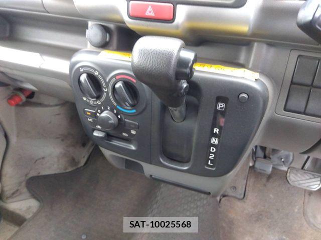 Suzuki EVERY 2018-07 8561852-8