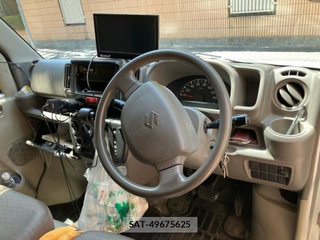 Suzuki EVERY 2017-11 8561856-11