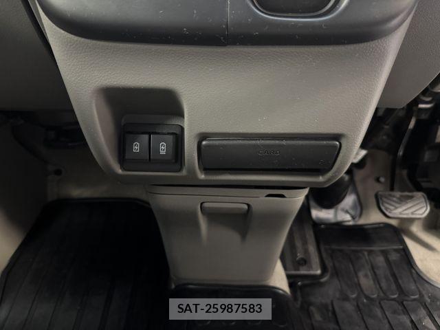 Suzuki EVERY 2025-10 8561840-10