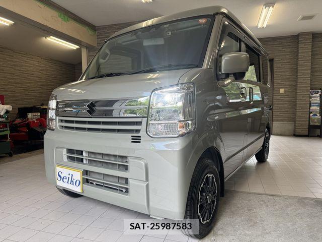 Suzuki EVERY 2025-10 8561840-18
