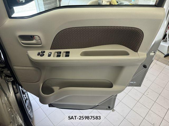 Suzuki EVERY 2025-10 8561840-2