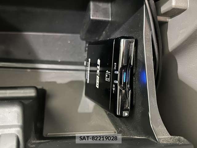 Suzuki EVERY 2017-06 8561850-14