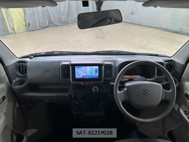 Suzuki EVERY 2017-06 8561850-17