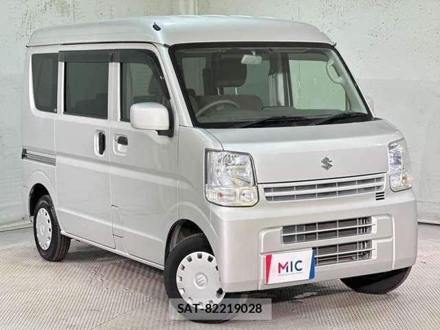 Suzuki EVERY 2017-06 8561850-1
