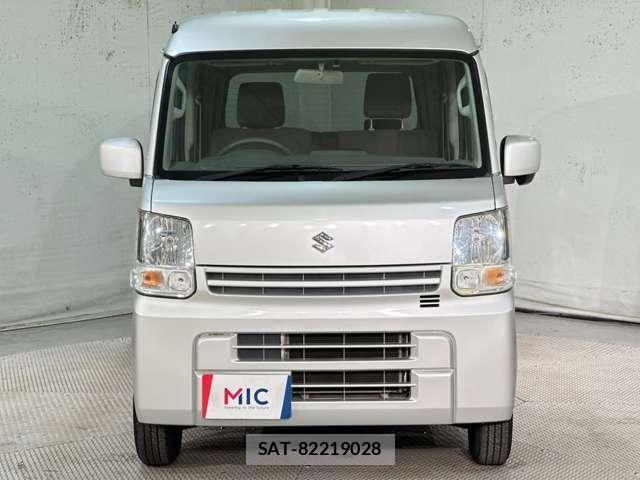 Suzuki EVERY 2017-06 8561850-2