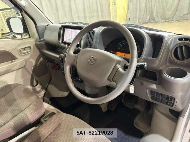 Suzuki EVERY 2017-06 8561850-8