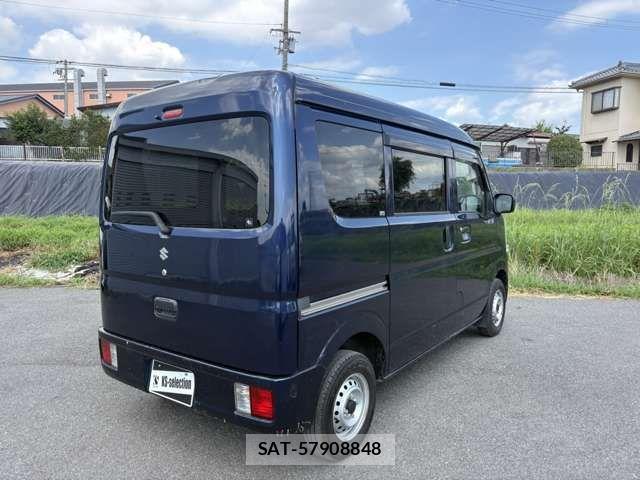 Suzuki EVERY 2021-01 8561851-4