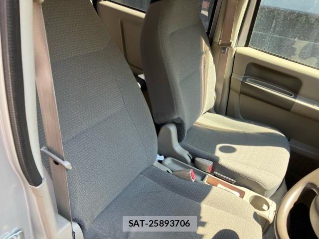 Suzuki EVERY 2011-10 8561853-10