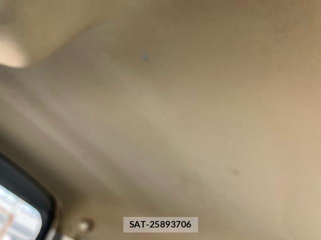 Suzuki EVERY 2011-10 8561853-13