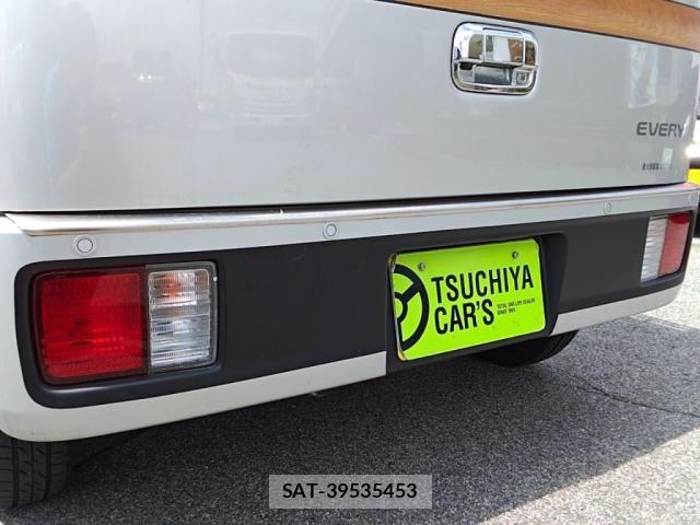 Suzuki EVERY 2023-10 8561847-11