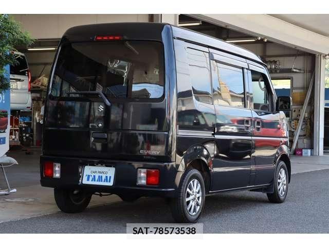 Suzuki EVERY 2011-02 8561855-2