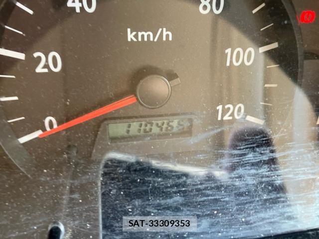 Suzuki EVERY 2014-01 8561854-11