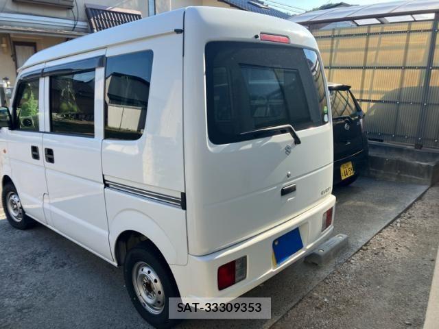 Suzuki EVERY 2014-01 8561854-5