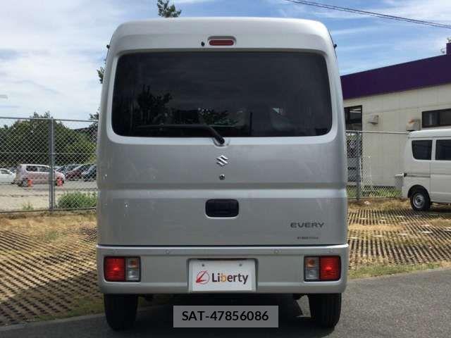 Suzuki EVERY 2025-12 8626685-8