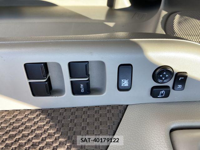 Suzuki EVERY 2015-01 8626688-19
