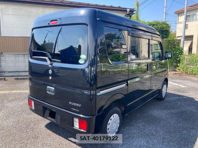 Suzuki EVERY 2015-01 8626688-2