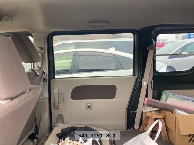Suzuki EVERY 2018-09 8626690-11