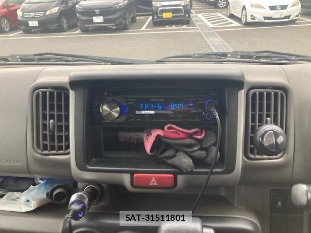 Suzuki EVERY 2018-09 8626690-18