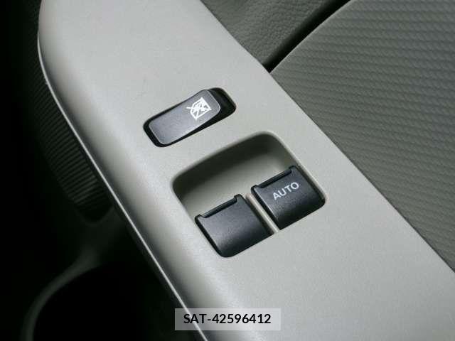 Suzuki EVERY 2017-06 8666115-16