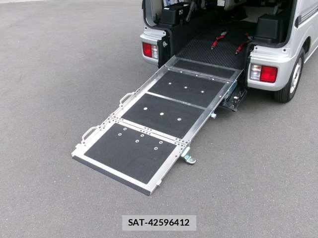 Suzuki EVERY 2017-06 8666115-5