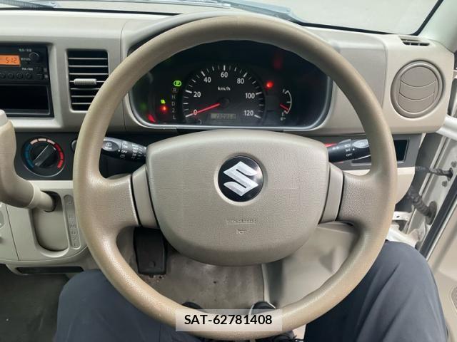 Suzuki EVERY 2014-08 8666117-16