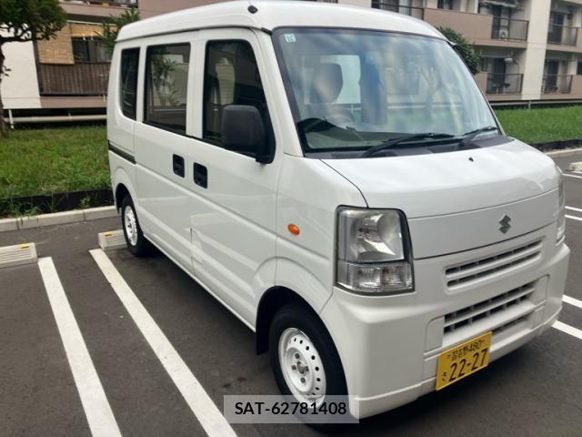 Suzuki EVERY 2014-08 8666117-1