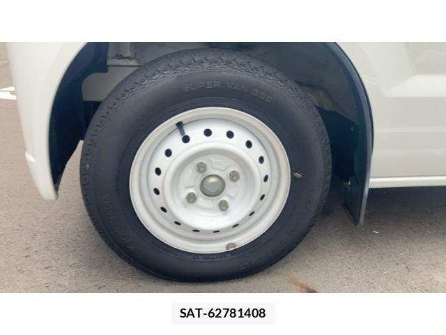 Suzuki EVERY 2014-08 8666117-8