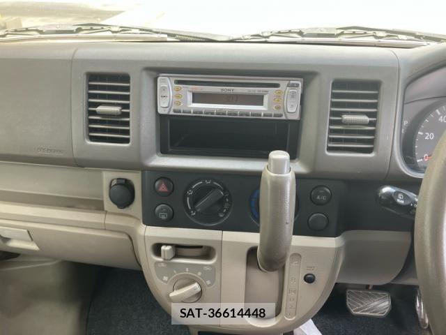 Suzuki EVERY 2006-07 8666118-10
