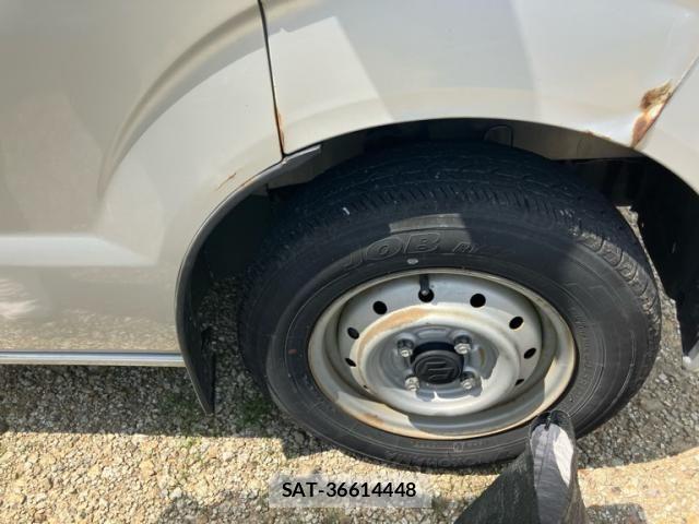 Suzuki EVERY 2006-07 8666118-13