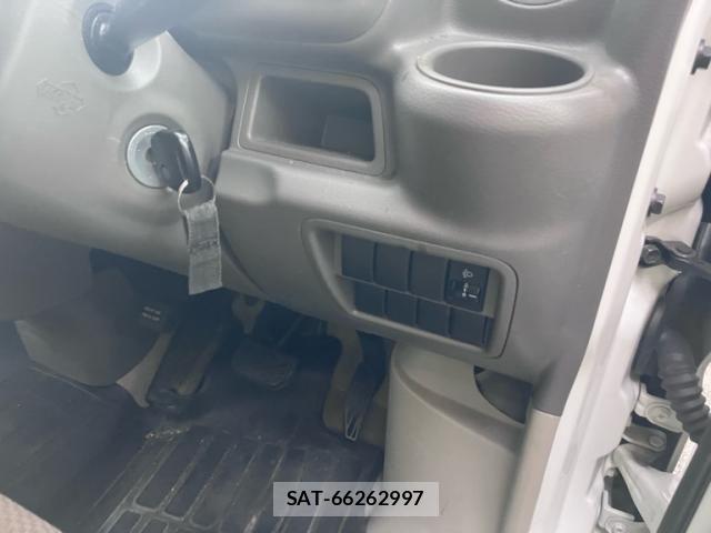 Suzuki EVERY 2016-12 8659005-11