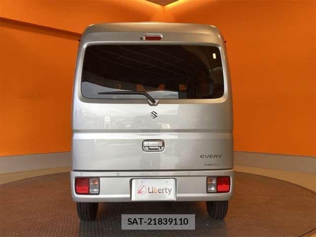 Suzuki EVERY 2025-07 8685522-16