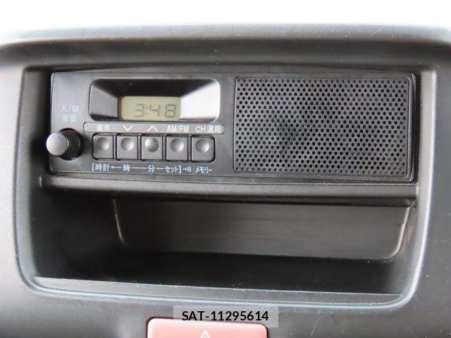 Suzuki EVERY 2022-04 8685521-10