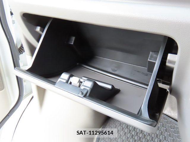 Suzuki EVERY 2022-04 8685521-13
