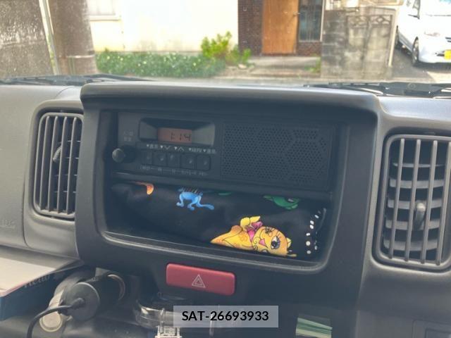 Suzuki EVERY 2015-06 8685527-15