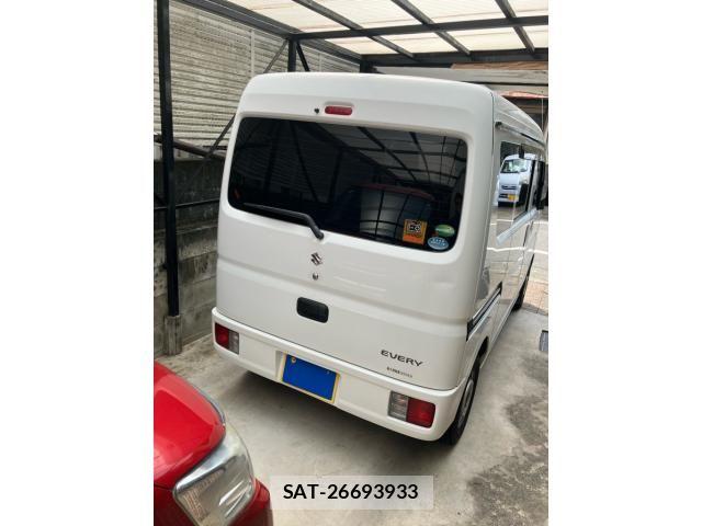 Suzuki EVERY 2015-06 8685527-1