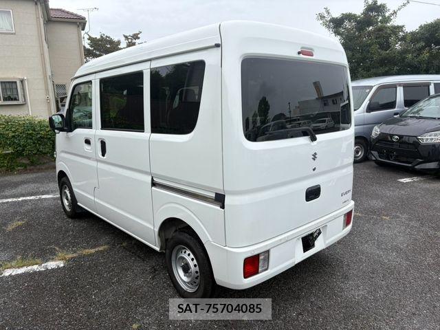 Suzuki EVERY 2023-07 8742014-6