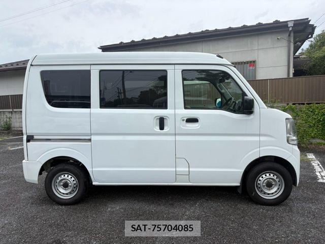 Suzuki EVERY 2023-07 8742014-7