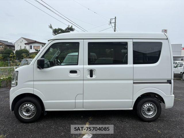 Suzuki EVERY 2023-07 8742014-8